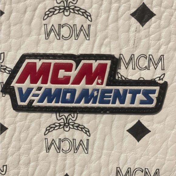 MCM Moments Anya Tote w/Bunny Charm - Picture 12 of 14